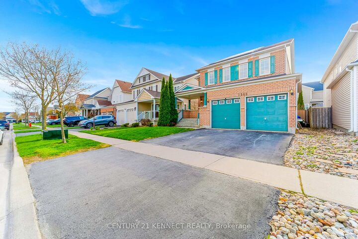 Property Photo:  1566 Aldergrove Drive  ON L1K 2Y2 