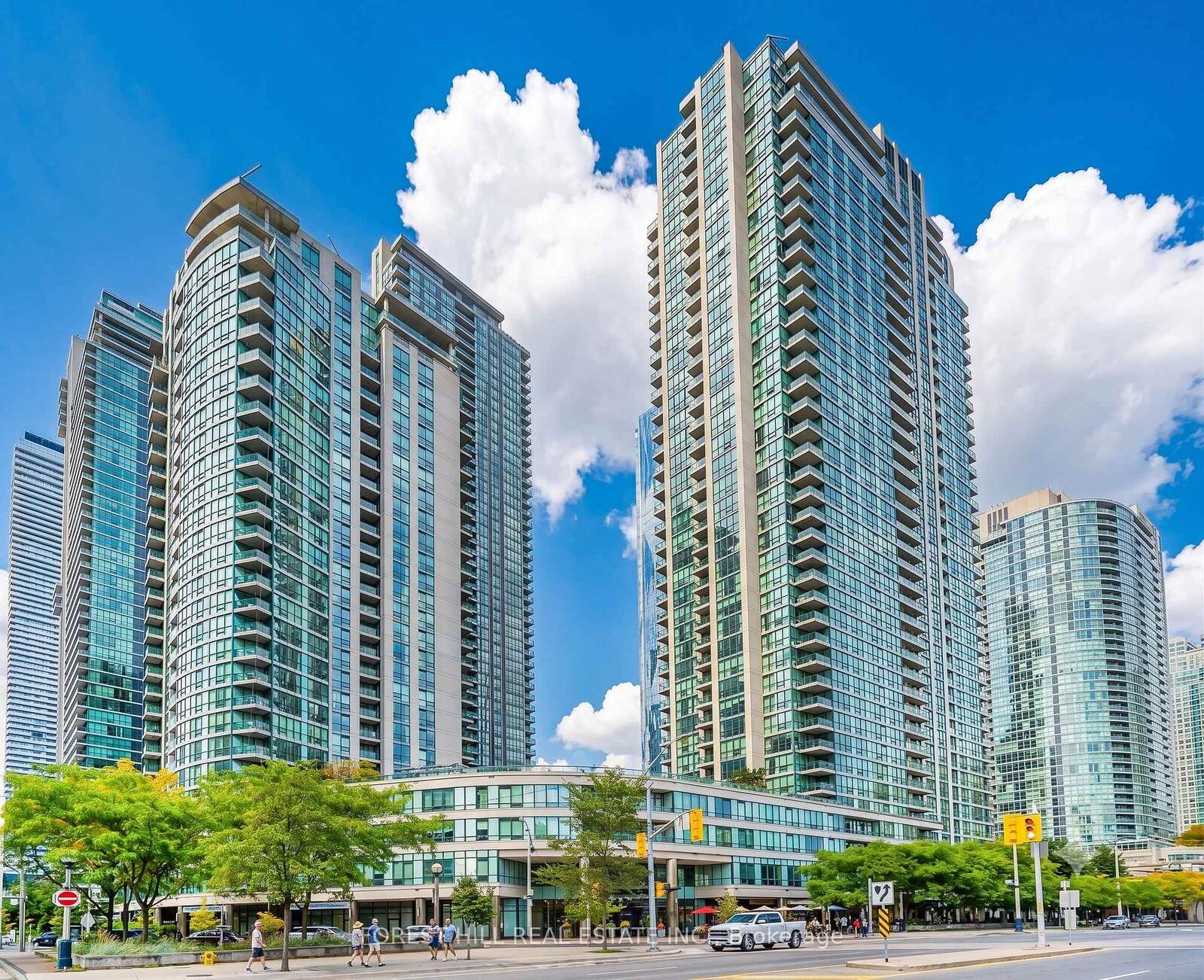 Property Photo:  16 Yonge Street 604  ON M5E 2A1 