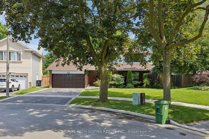 34 Rustywood Drive — photo 1