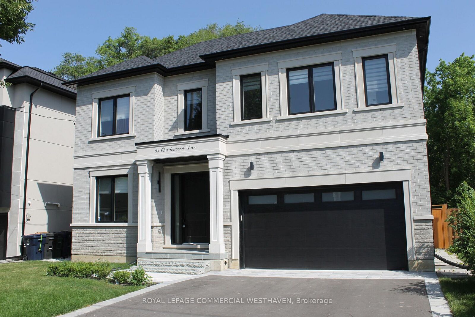 Property Photo: 98 Charleswood Drive ON M3H 1X6