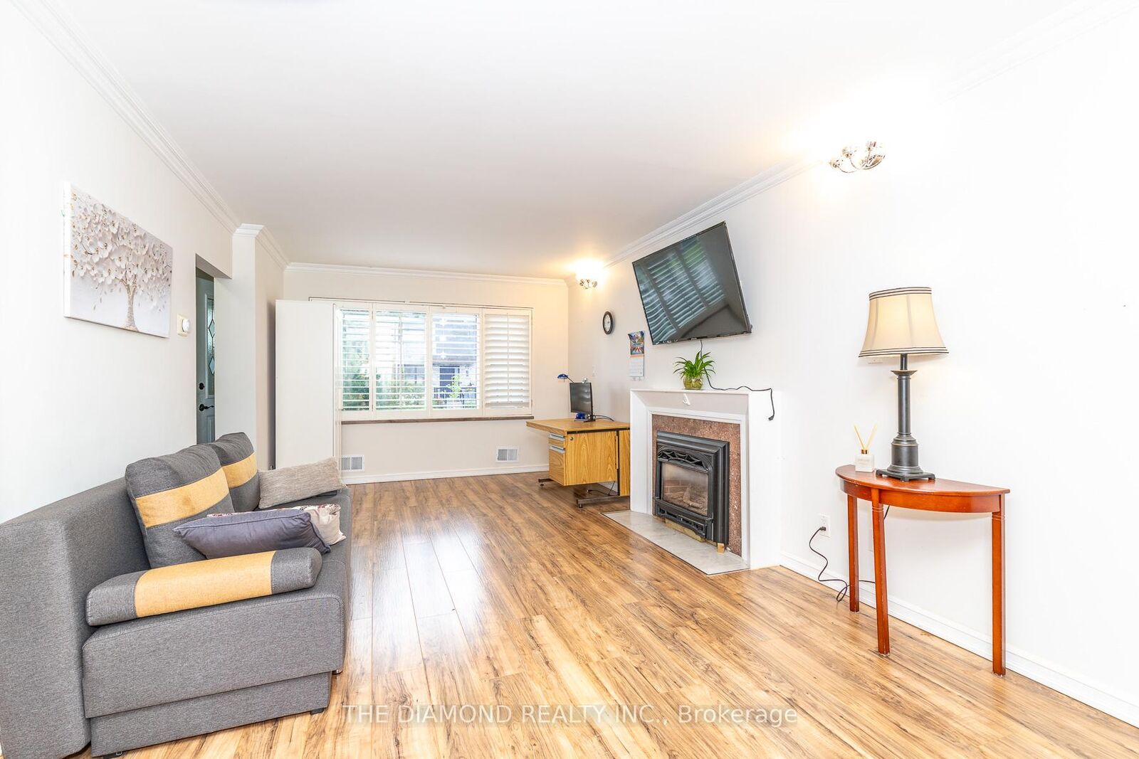 Property Photo:  75 Glen Agar Drive  ON M9B 5M2 