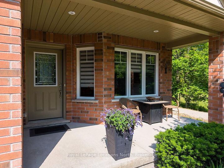 Property Photo: 216 Macintosh Lane ON N4L 0A5