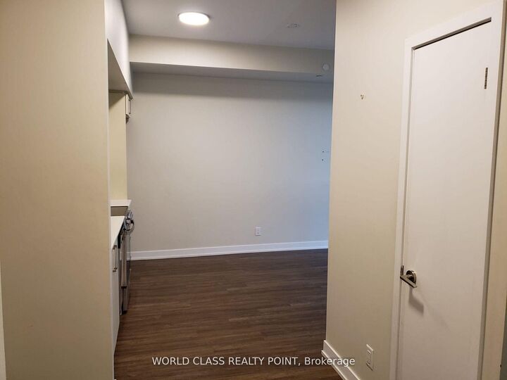 Property Photo:  38 Monte Kwinter Court 716  ON M3H 0E2 
