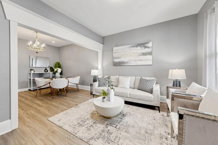 Property Photo:  118 Birmingham Street  ON L8L 6W5 