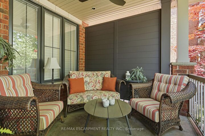 Property Photo: 5347 Jameson Crescent ON L7L 6Z1
