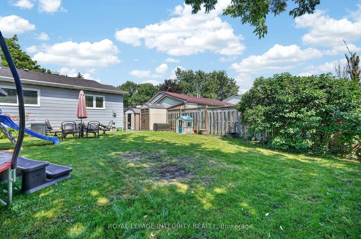 Property Photo: 127 Morton Drive ON K2L 1X2