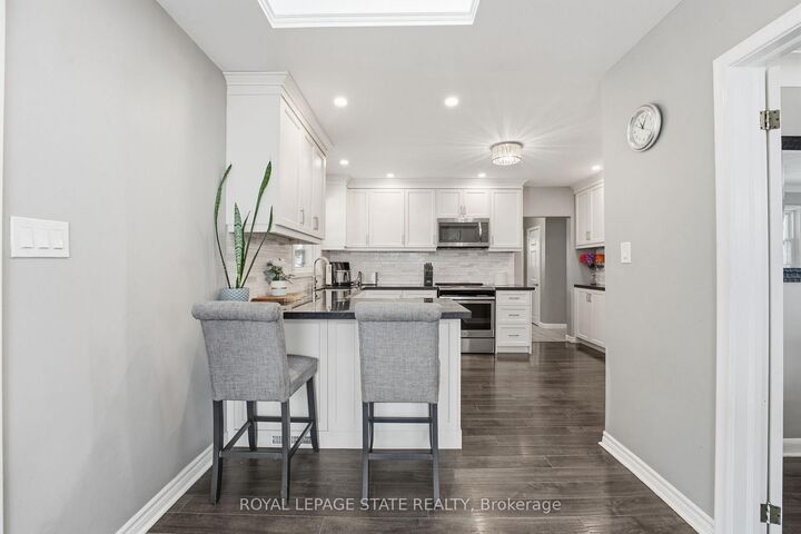 Property Photo: 473 Mohawk Road W ON L9C 1X3