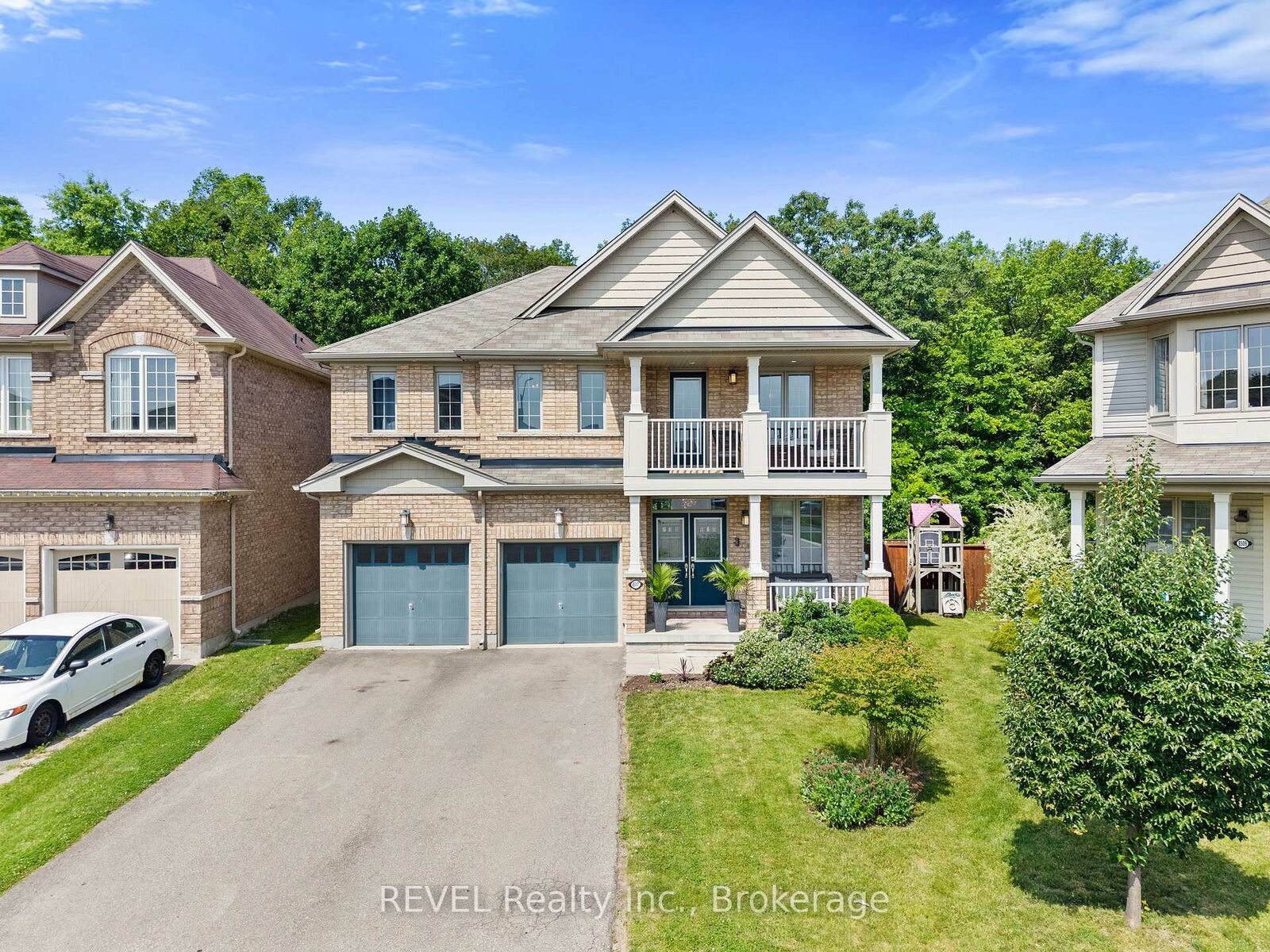 Property Photo:  8517 Sweet Chestnut Drive  ON L2H 0N1 