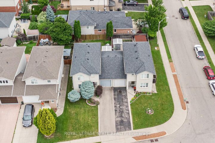 Property Photo:  10 Richview Drive  ON L9B 2V5 