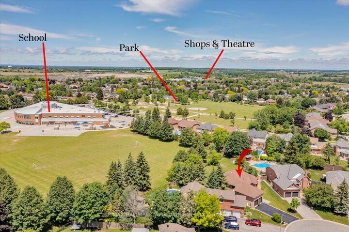 Property Photo:  14 Aynsley Place  ON L4P 3R7 