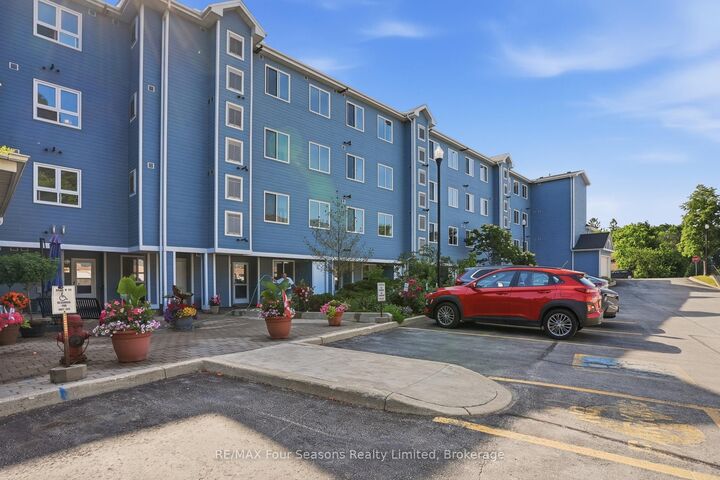 Property Photo: 34 Bayfield Street 301 ON N4L 1Y2