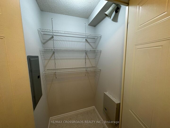 Property Photo: 105 Victoria Street 1003 ON M5C 3B4