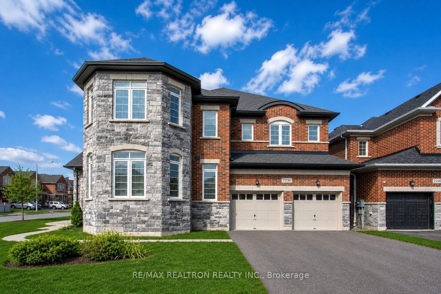 Property Photo:  2236 Lozenby Street  ON L9S 0M8 