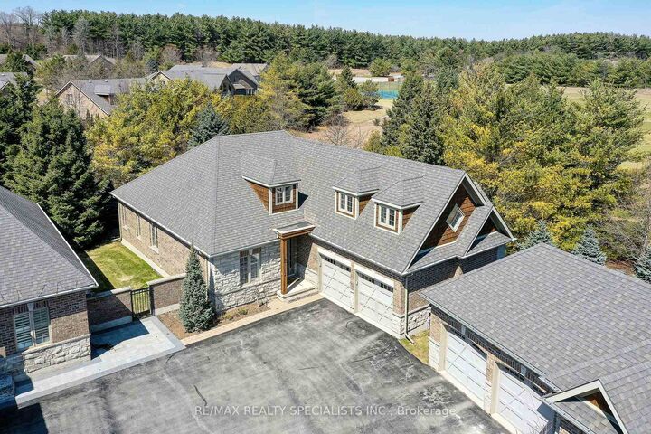 3 Reddington Drive 2 — photo 1