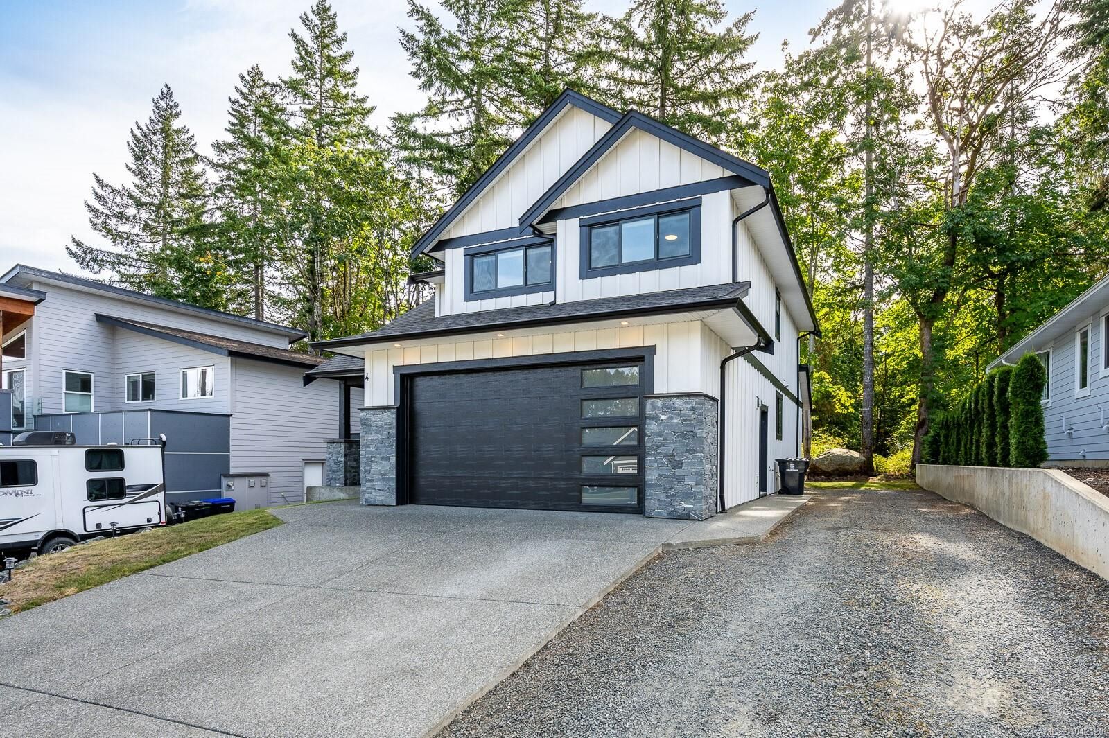 Property Photo:  2880 Arden Rd #4  BC V9N 9J9 