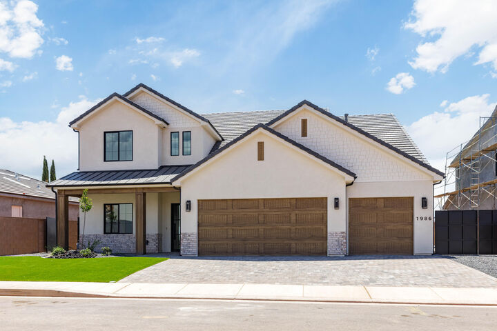 Property Photo: 1986 N Creek Side Ct UT 84780