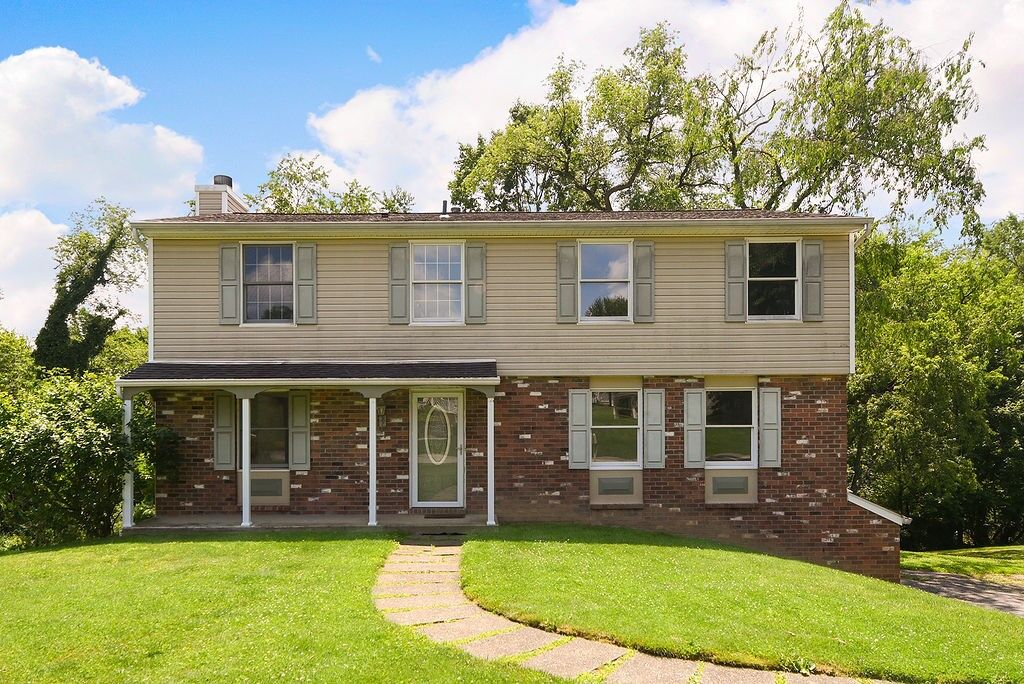 Property Photo: 278 Kettering Cir PA 15044