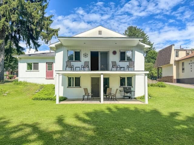 Property Photo:  617 Conewango Avenue  PA 16365 