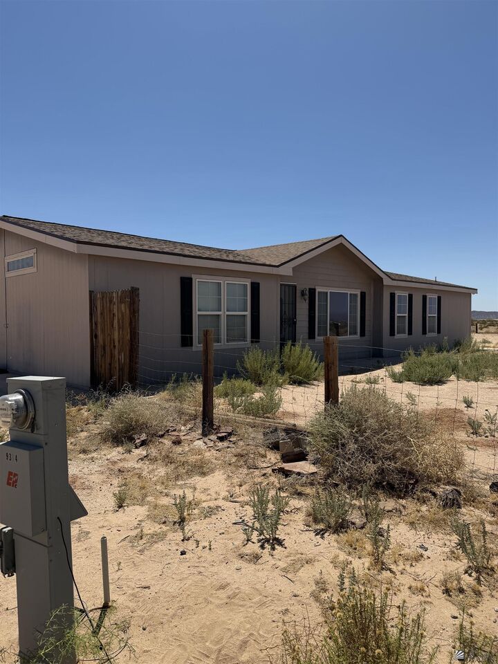Property Photo:  9374 Victoria Circle  AZ 85352-0197 