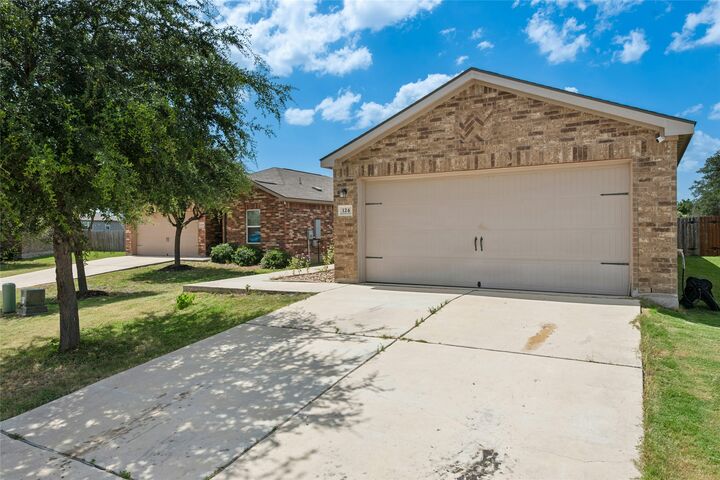 Property Photo:  124 Continental Avenue  TX 78642 