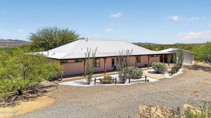 Property Photo:  619 W Via Javelina --  AZ 85602 