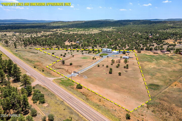 Property Photo: 5247 Az-260 Highway AZ 85934