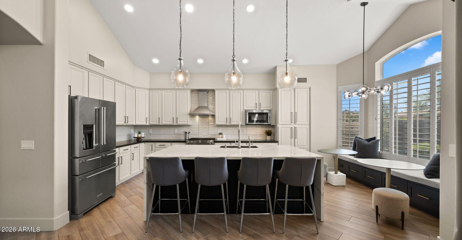 Property Photo: 16214 S 1st Street AZ 85048
