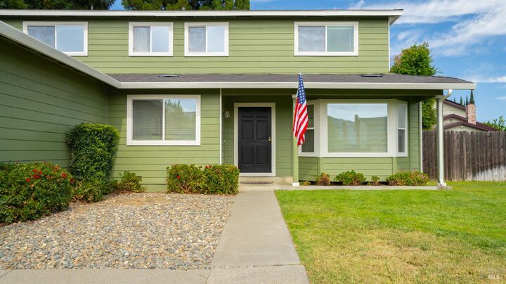 Property Photo: 107 Northpark Drive CA 95688