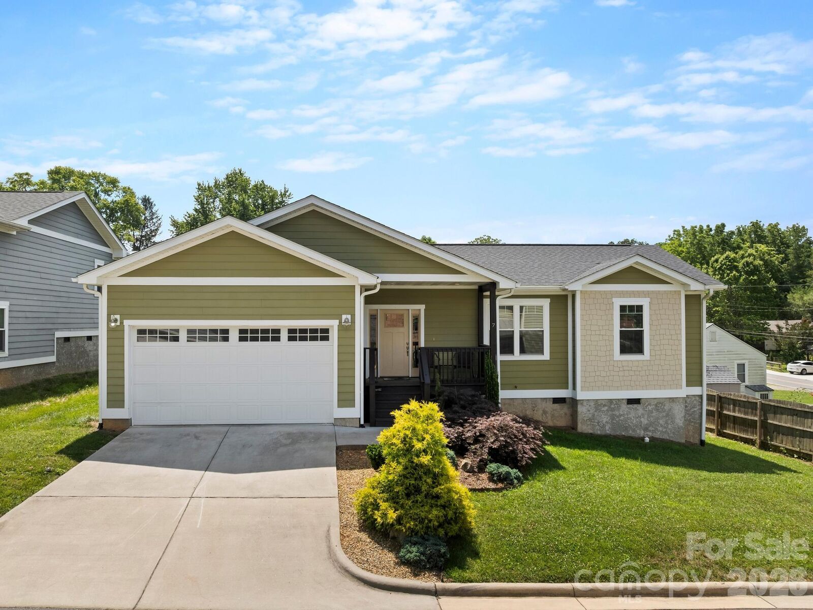 Property Photo: 7 May Street NC 28803