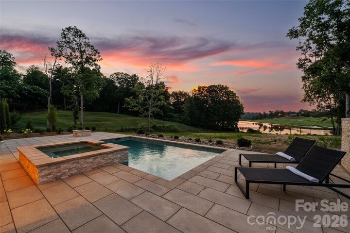 Property Photo:  4816 Kelly Woods Lane  NC 28277 