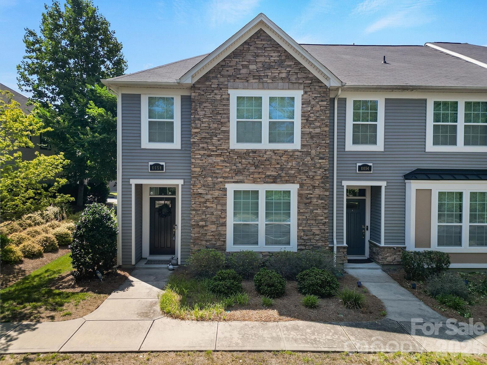 Property Photo: 6658 Berewick Commons Parkway NC 28278