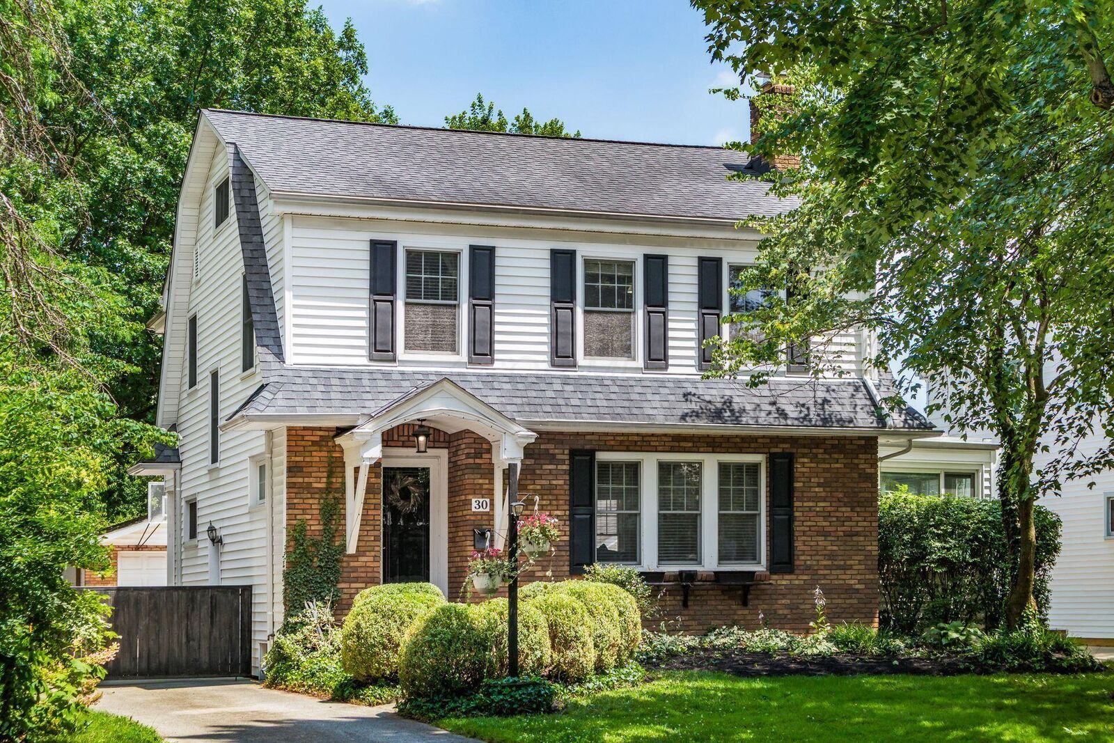 Property Photo:  30 S Dawson Avenue  OH 43209 