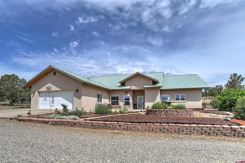 Property Photo:  167 Hollow Ridge Road  CO 81301 