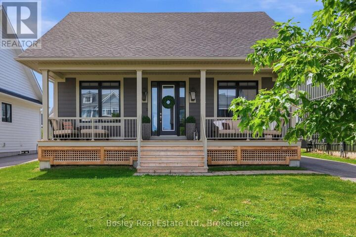 115 Black Willow Crescent — photo 1