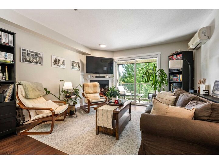 Property Photo: 2038 Sandalwood Crescent 309 BC V2S 3H6