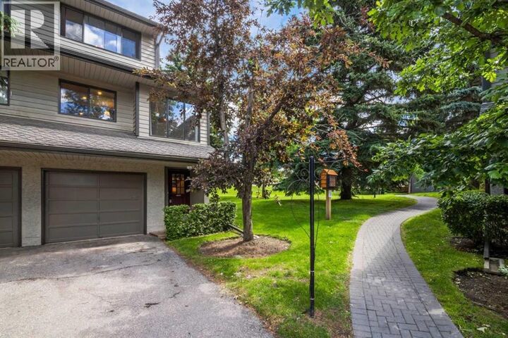 Property Photo:  140 Point Drive Northwest  AB T3B 4W3 