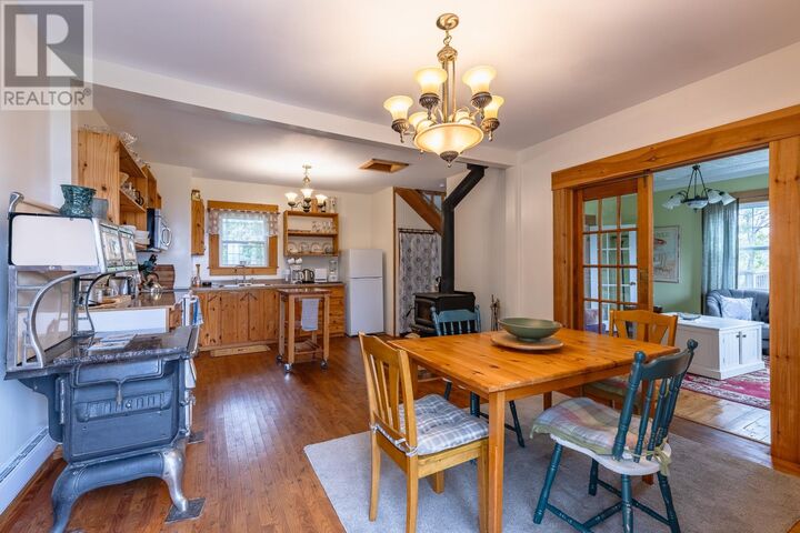 Property Photo:  7 Pioneer Street  NL A2H 6B9 