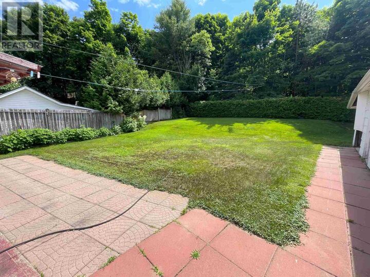 Property Photo:  37 Westview Cres  ON P5A 2B3 