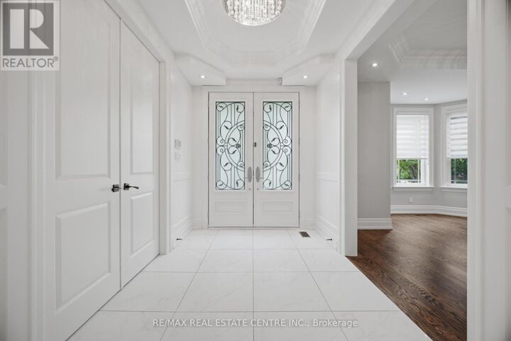Property Photo:  1496 Mansfield Drive  ON L6H 1K4 