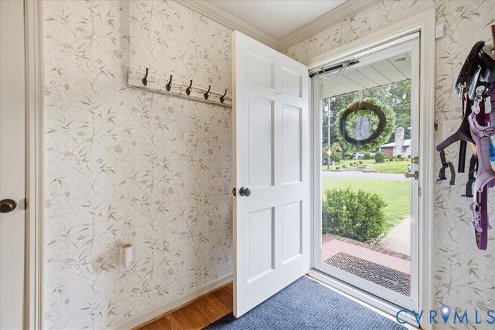 Property Photo:  1117 Oakwood Drive  VA 23834 