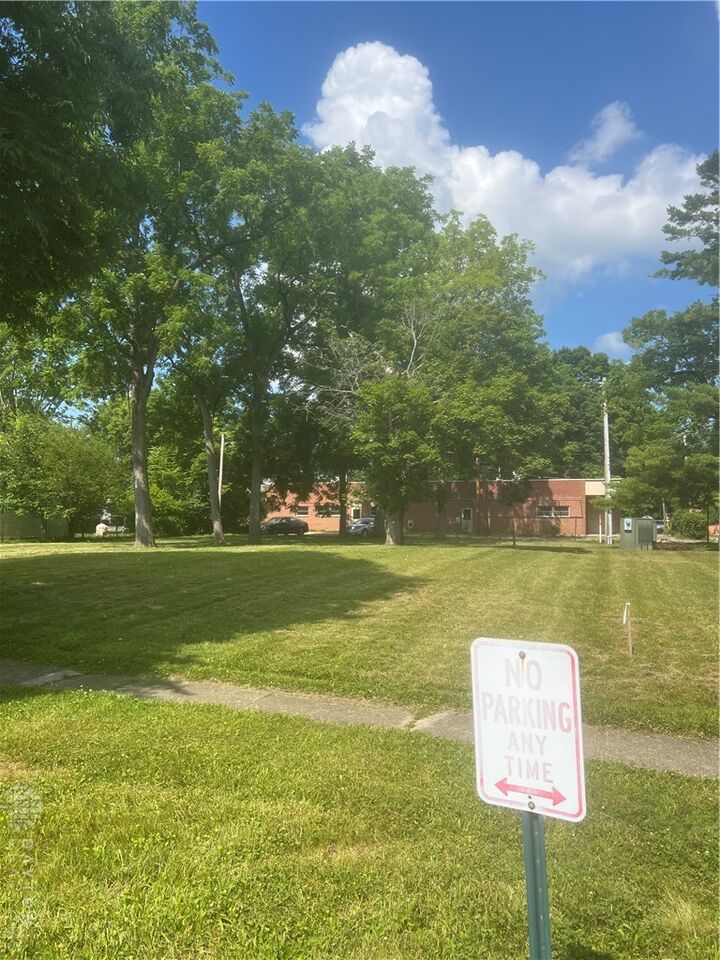 Property Photo:  912 Livermore Street  OH 45387 
