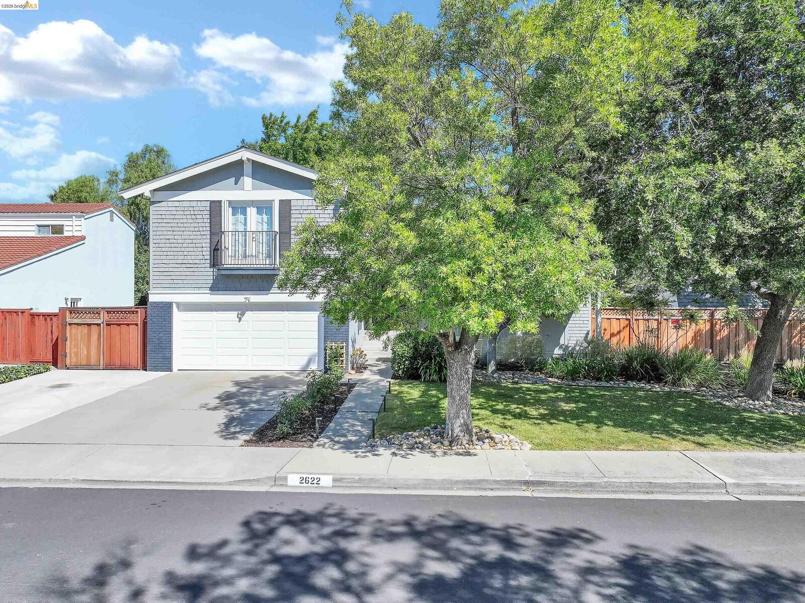 Property Photo: 2622 Breton Pl CA 94598