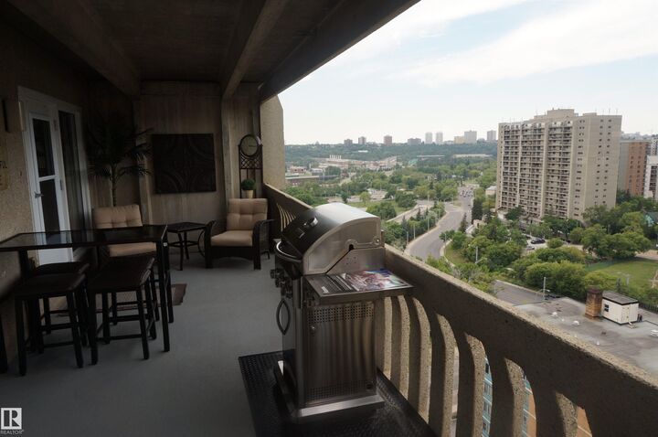 Property Photo: 9918 101 Street NW 1703 AB T5K 2L1