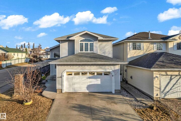 Property Photo:  4103 37A Avenue NW  AB T6L 7A1 