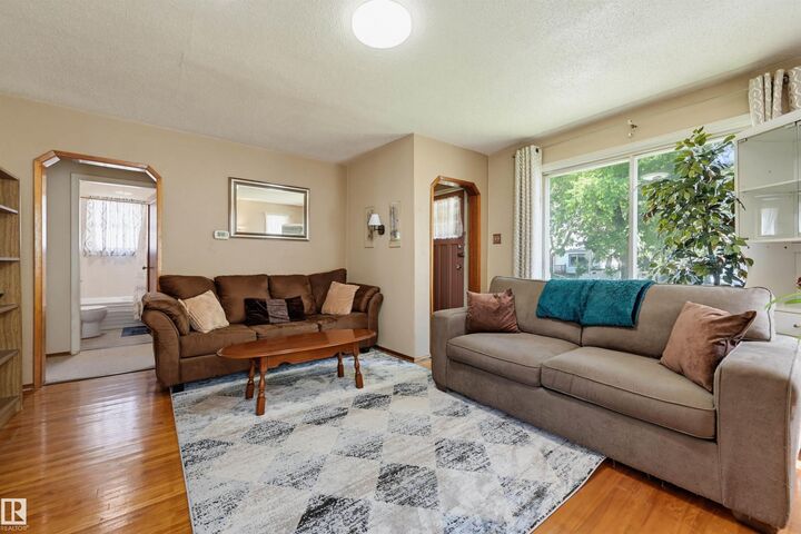 Property Photo:  11414 88 Street NW  AB T5B 3R1 