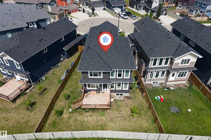 Property Photo: 715 Ebbers Place NW AB T5Y 3V3
