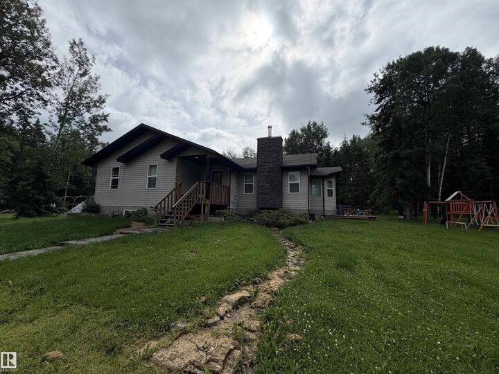 Property Photo: 644081 Rge Road 235 AB T9S 2A9