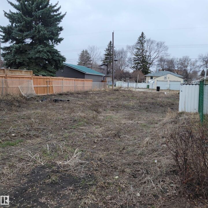 Property Photo:  12218 87 Street NW  AB T5B 3N8 
