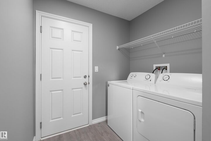 Property Photo: 20 Augustine Crescent 15 AB T8H 0Z8