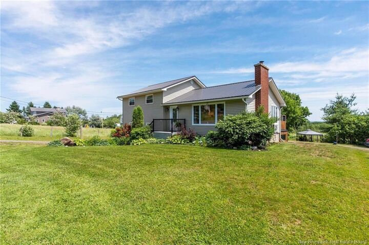 252 Ammon Road — photo 1
